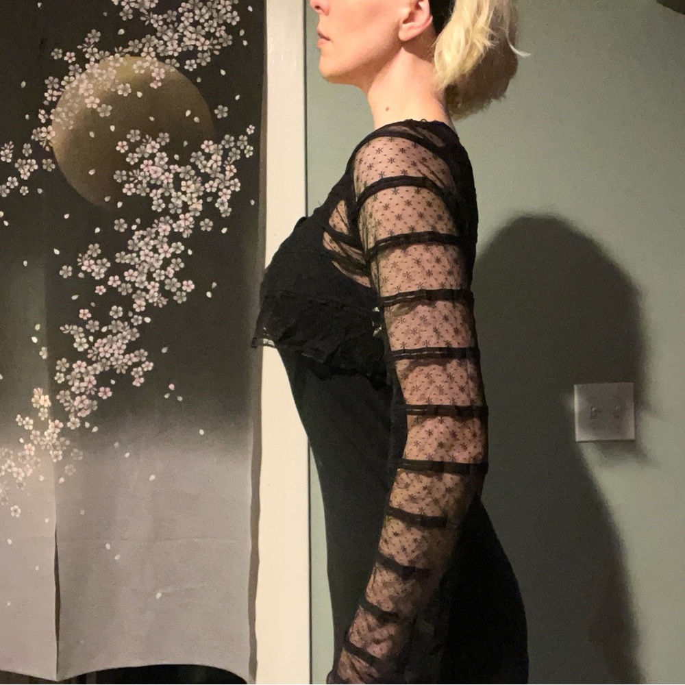Black Lace Long Sleeve Top